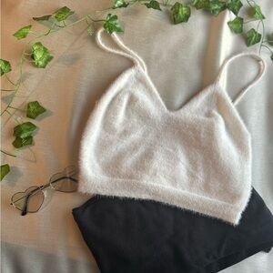 Thats So Fetch Women's White Crop-top